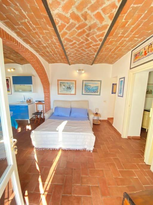 Vista Porto Le Ghiaie Apartment Portoferraio